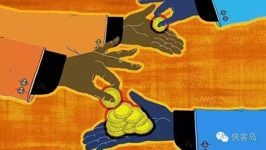 一般说来，拉票贿选，自然是向有投票权的拉票、贿票。在党的组织部门的工作程序中，每逢换届年，需要走一整套流程。比如，上级组织部门派出的考察组，要到下级党委去展开工作；在此过程中，需要在一定范围内找一定级别的干部谈话，让他们对候选人进行评价、推荐等；同时，还要召开一些干部研究会、推荐会，评议候选人的名单，之后进行投票，形成组织意见。